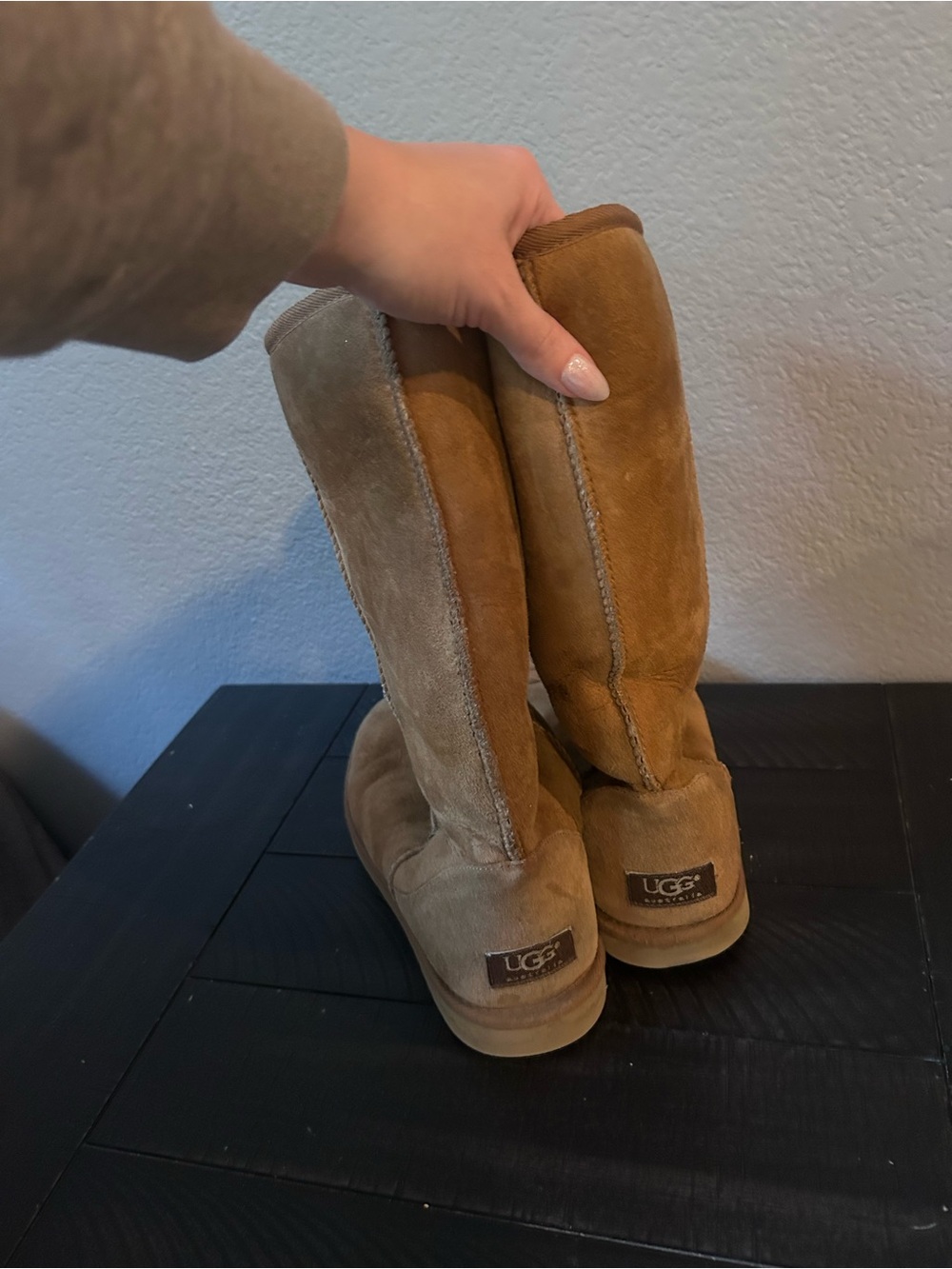 UGG Classic Tall Suede Boots - Chestnut Size W8